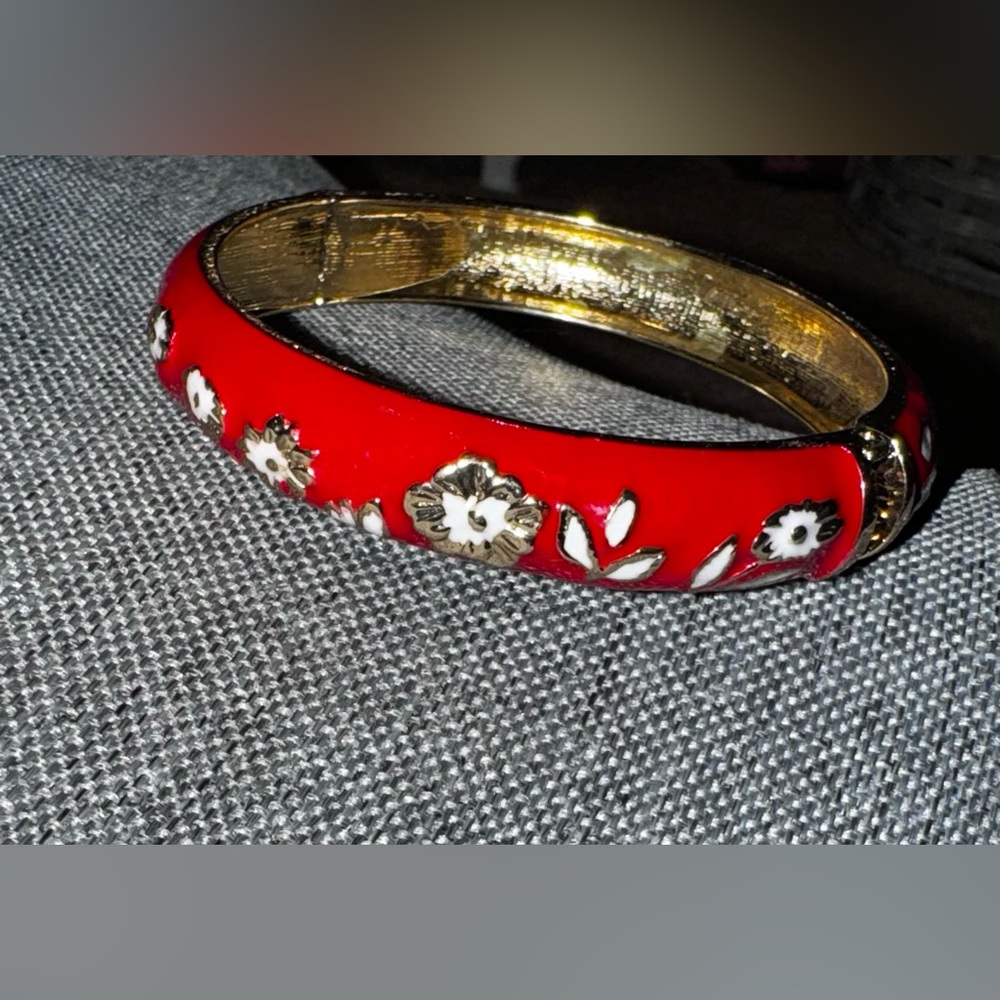 Floral Bangle Bracelet✨